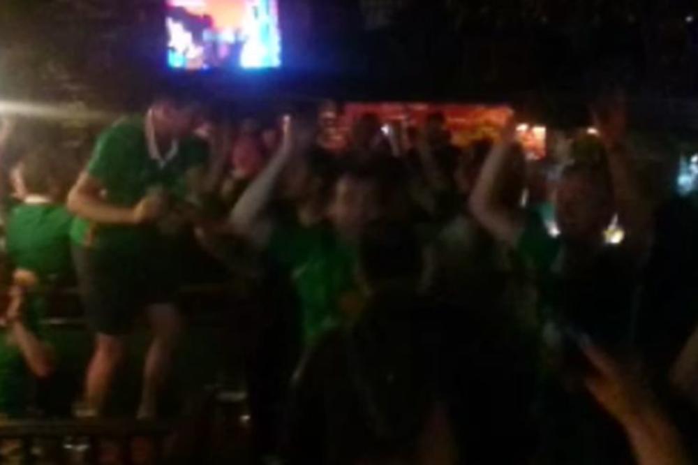 Irci uz najpoznatiju navijačku pesmu zapalili srpsku prestonicu! (VIDEO)