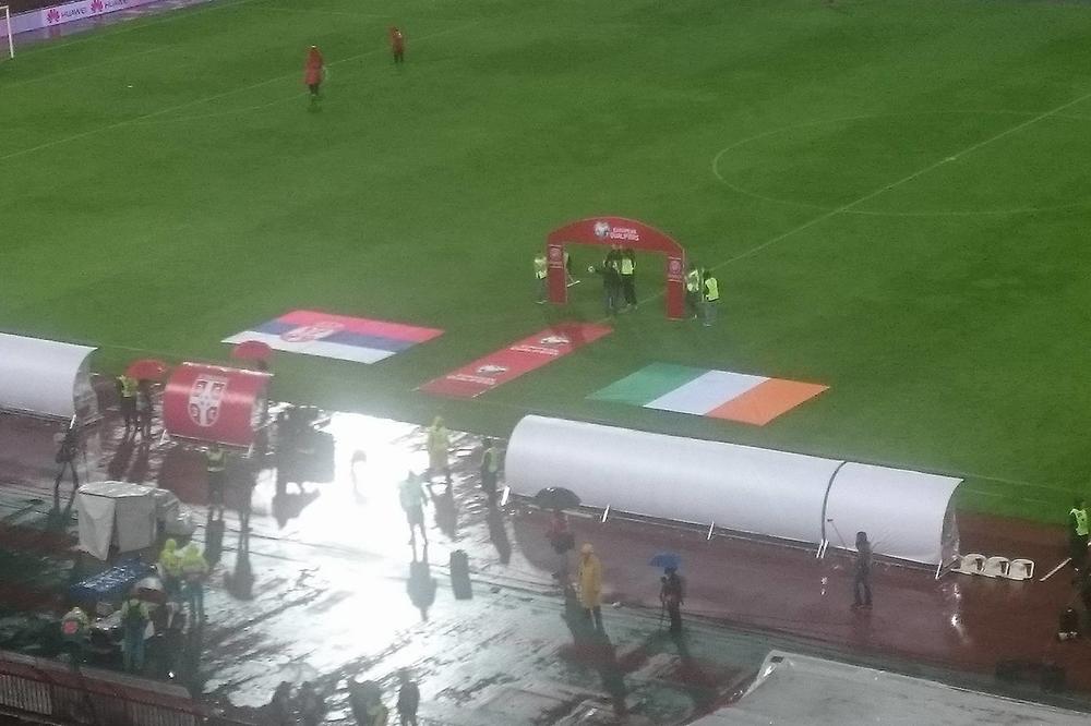Da li je kiša opravdanje za novu sramotu srpskog fudbala?! (FOTO)