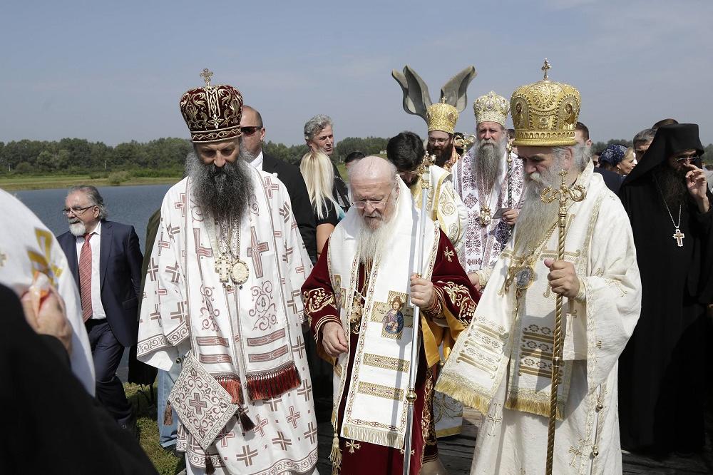 Patrijarh Vartolomej u Jasenovcu: Sledimo puteve naših slavhih predaka! (FOTO)