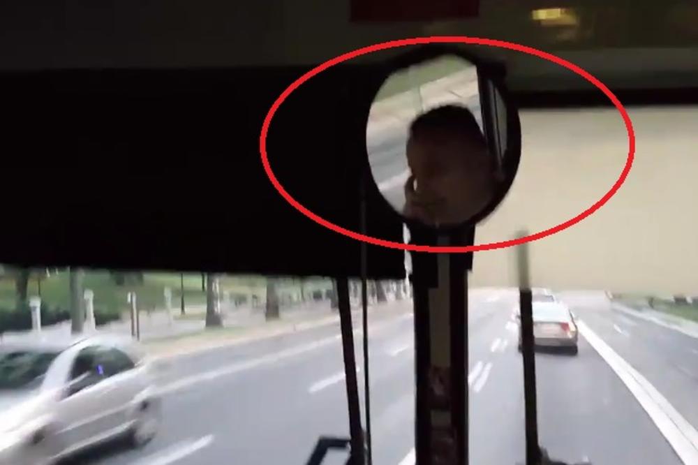 Alo, majstore!!! Snimak iz busa 48 koji će vas razbesneti! (VIDEO)