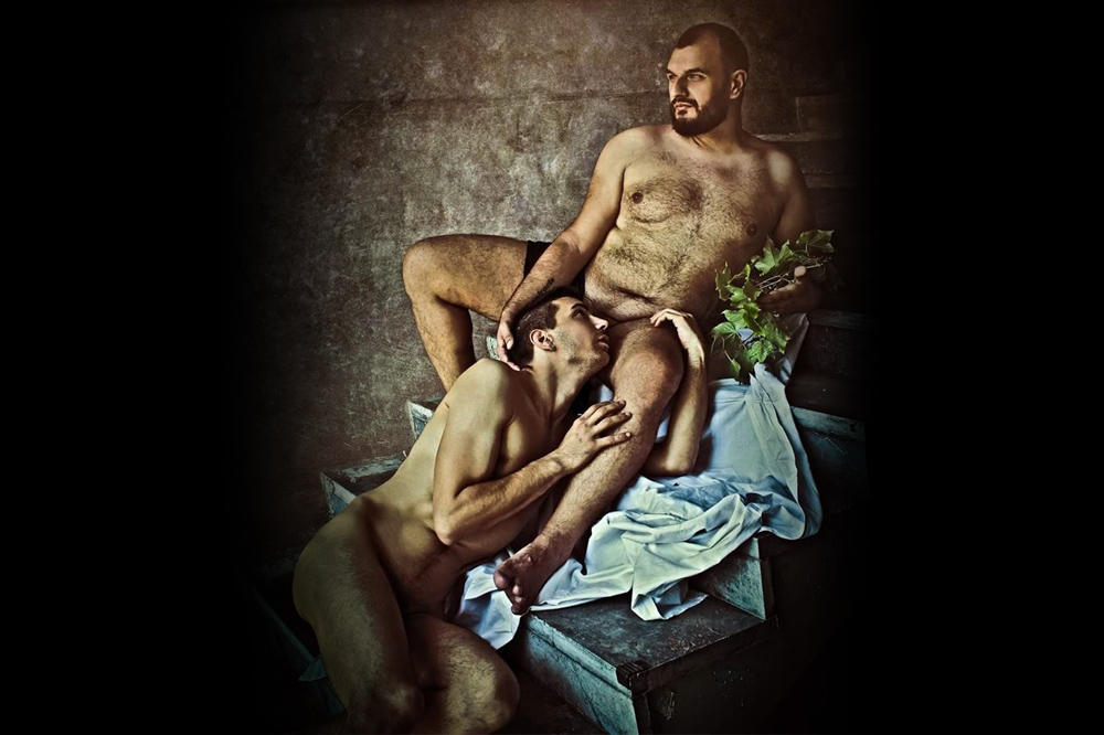 Ove fotografije su zapalile Srbiju: Pogledajte gej izložbu u centru Beograda! (FOTO)