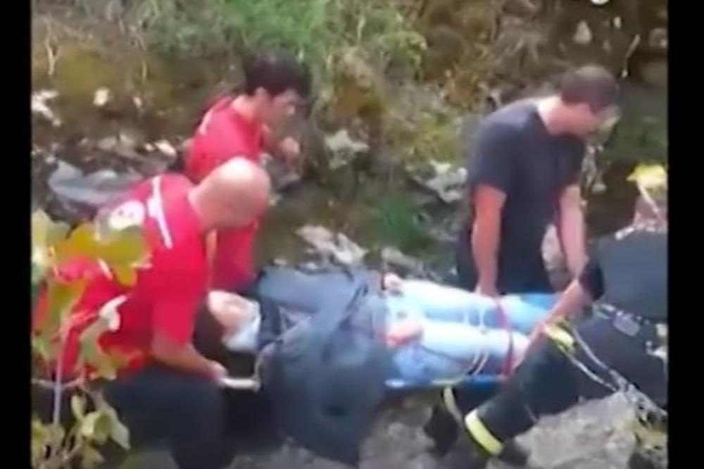 Drama u Sokobanji: Učenica propala u rupu dubine 6 metara, izvlačenje trajalo satima! (VIDEO)