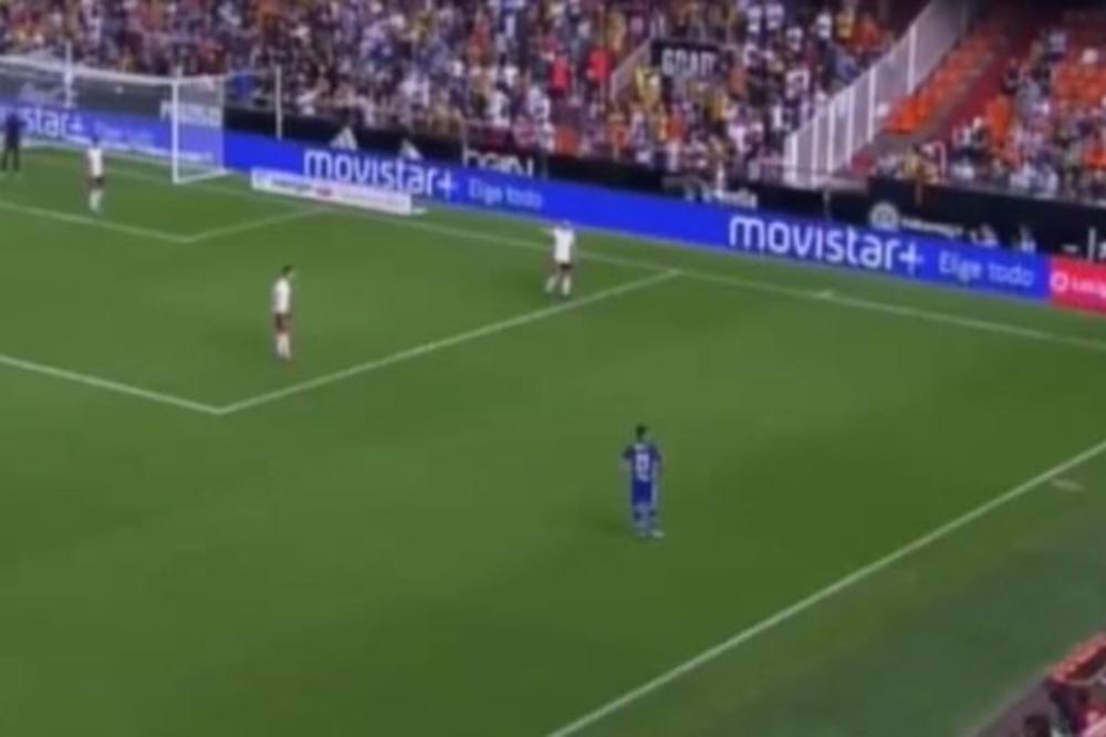U Španiji grmi Katai Magiko: Bivši igrač Zvezde glavni za gol protiv Valensije! (VIDEO)