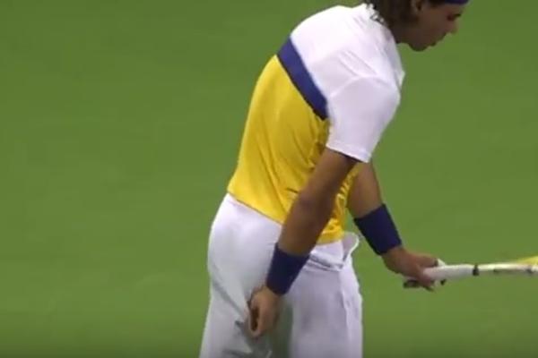 Progovorio: Rafael Nadal nikada neće prestati da izvlači gaće jer je to za njega kao droga! (VIDEO)