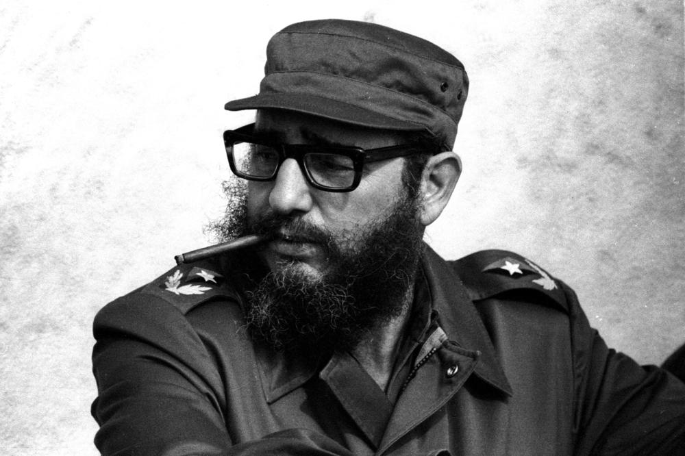 Poslednja počast komadantu! U toku je sahrana Fidela Kastra (VIDEO)