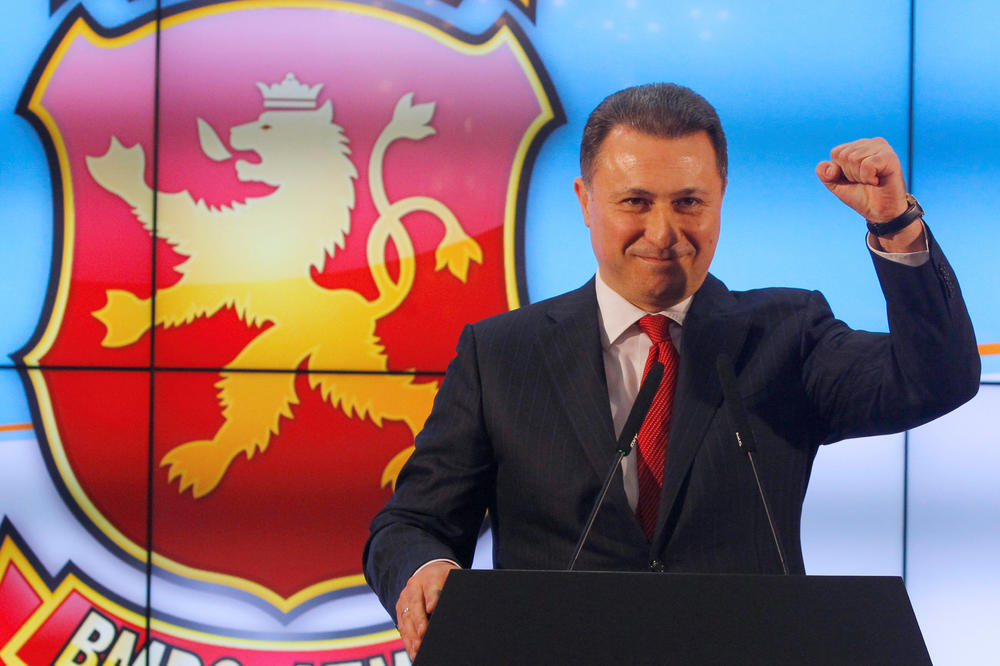 POLA MILIONA BACIO NA NJEGA: Otkriven misteriozni "mercedes" Gruevskog! Naravno, za kola niko nije znao!