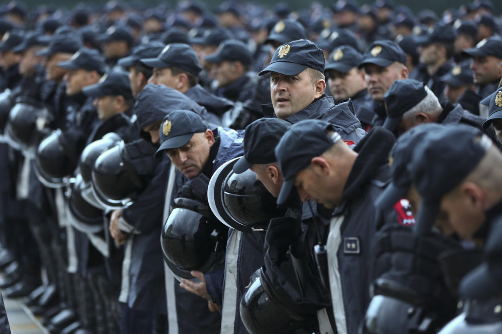 Čišćenje policije na Kosovu: 59 uhapšeno zbog mita, 35 Albanaca, 23 Srbina i jedan Bošnjak!