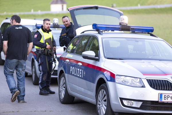 Austrija poslala 20 policajaca u Srbiju