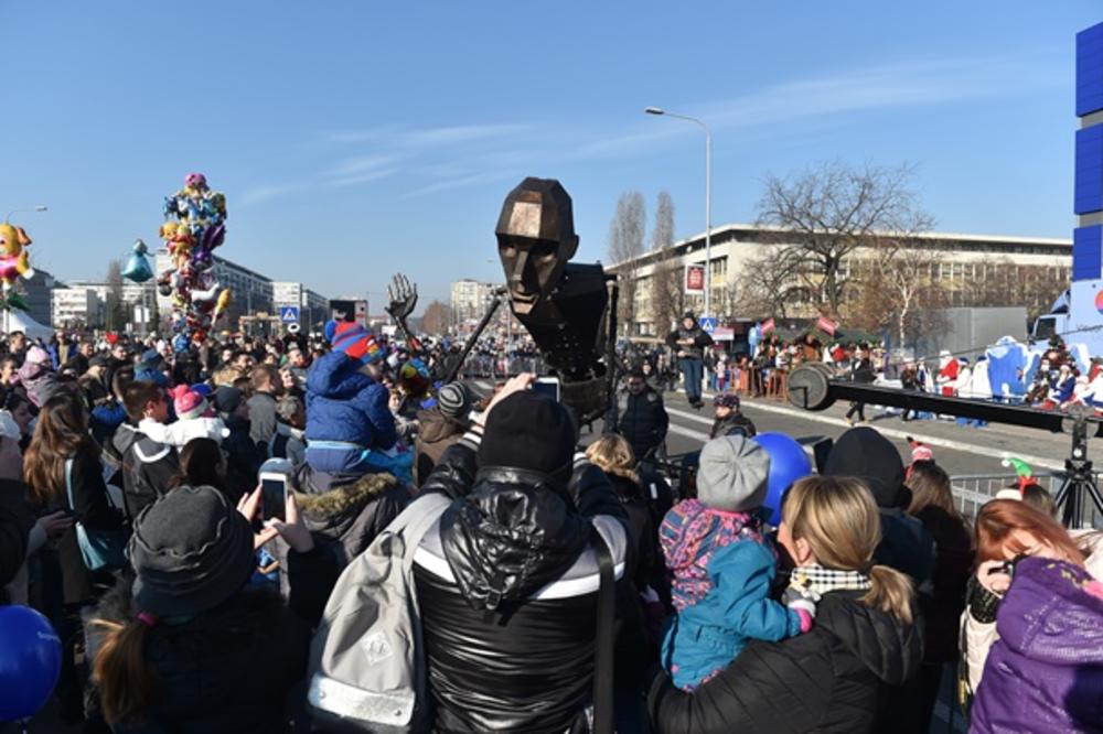 ULICA OTVORENOG SRCA NIKAD LEPŠA! Hiljade građana na Novom Beogradu uživalo je u sjajnoj atmosferi! (FOTO)