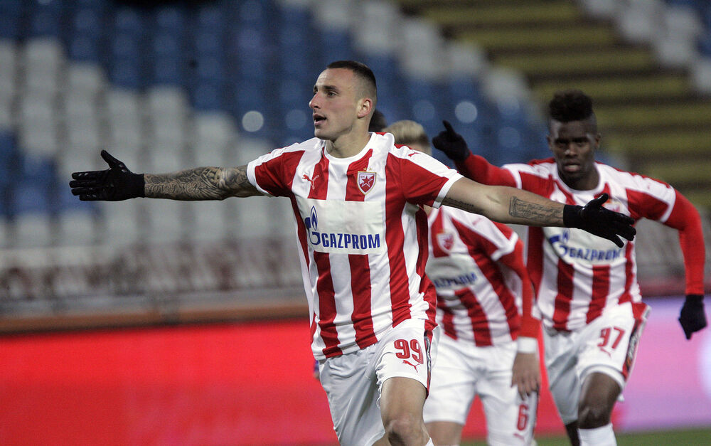 Petar Orlandić slavi gol u dresu Crvene zvezde