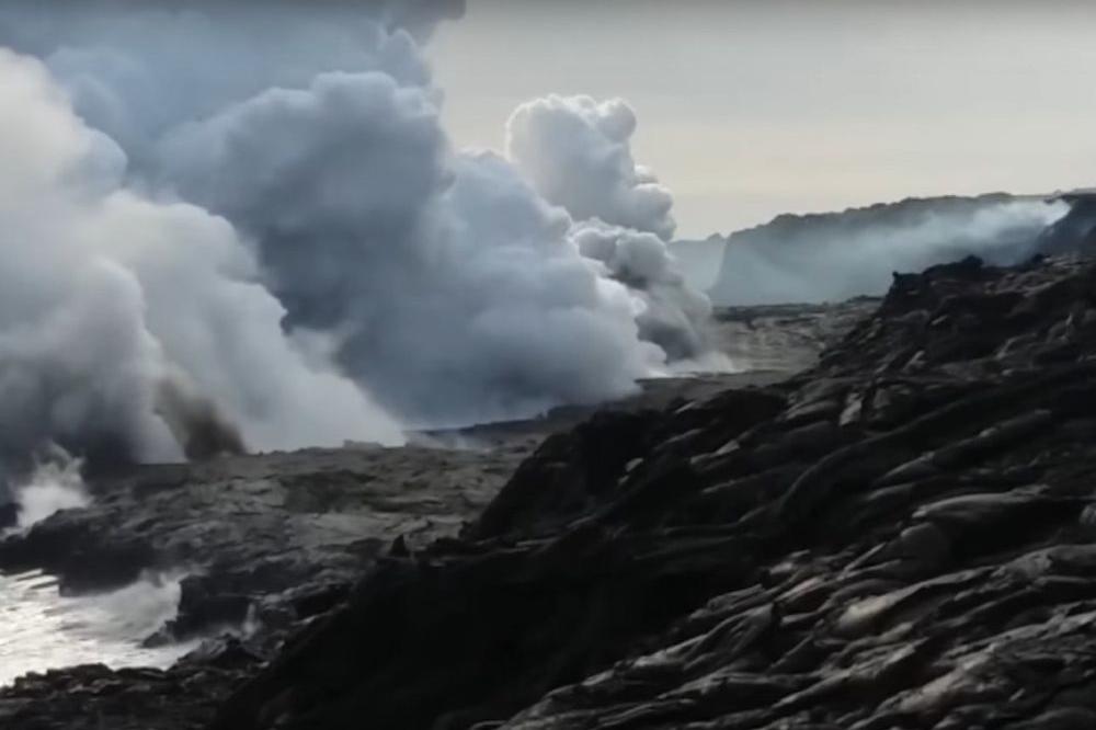 Lava UNIŠTILA pola Havaja! Ljudi bežali glavom bez obzira, opšti haos na ostrvu! (FOTO) (VIDEO)