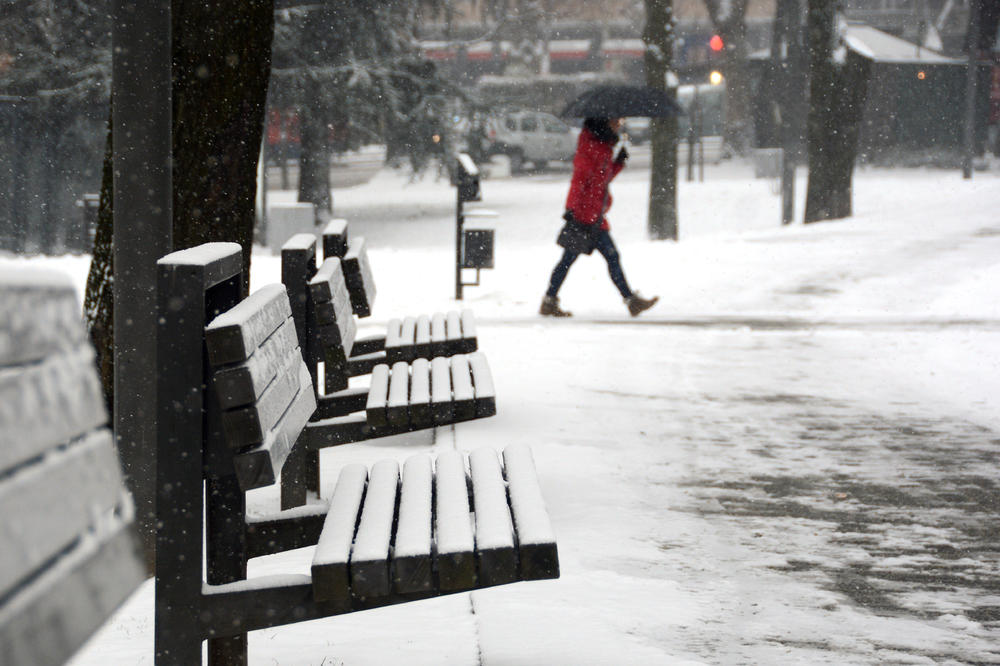 ZA VEROVALI ILI NE! U Srbiji sneg za nekoliko dana! OBUCITE JAKNE, SPREMITE RUKAVICE! (FOTO)