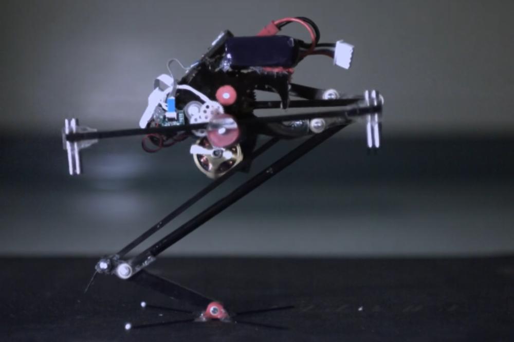 SALTO BRUTALE: Upoznajte robota koji bi pokidao parkur! (VIDEO)