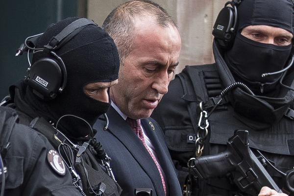Vanredna sednica Vlade Srbije o Ramušu Haradinaju u toku
