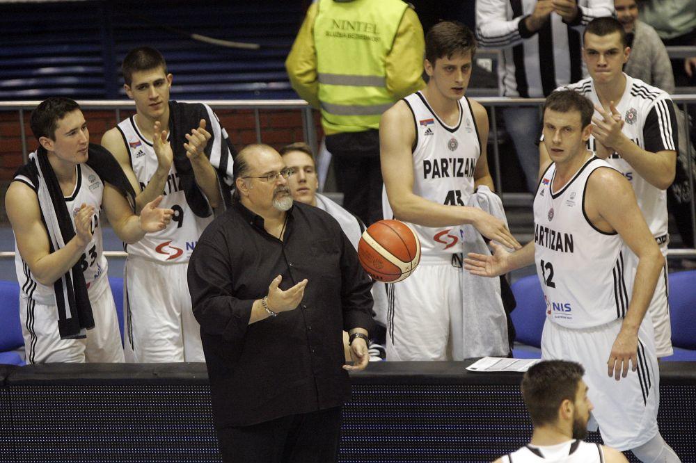 U JEZIVOM STANJU! Okrenuće vam se želudac kada vidite od čega boluju igrači Partizana! (FOTO)