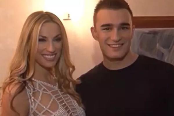 Na SAJTU ZA ODRASLE osvanuo snimak Rade Manojlović, a na njemu nije njen dečko Haris! (VIDEO 18+)