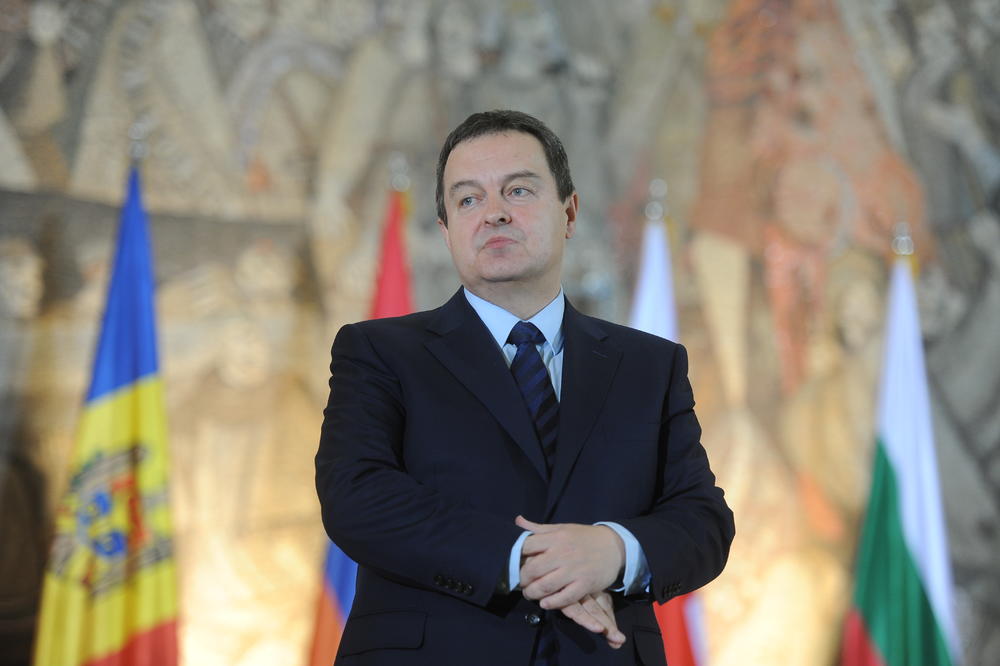 MINISTARSTVO SAOPŠTILO: Sutra će početi povratak osoblja ambasade Srbije u Skoplje