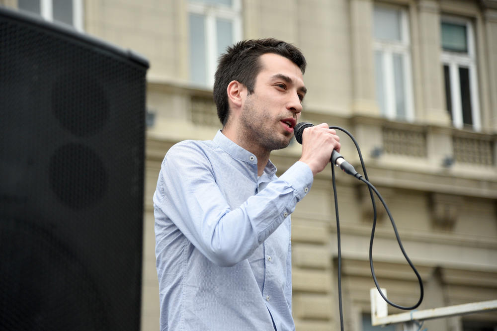 UGROZIO BEZBEDNOST PREDSEDNIKA? Aktivista Ne davimo Beograd pozvan na saslušanje zbog snimanje zgrade predsedništva