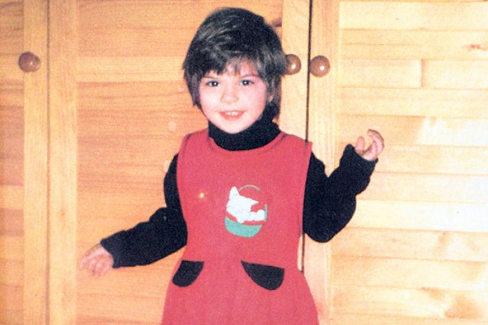 Na današnji dan stradala je devojčica koja je simbol NATO BOMBARDOVANJA! Pre 18 godinja poginula je Milica Rakić!