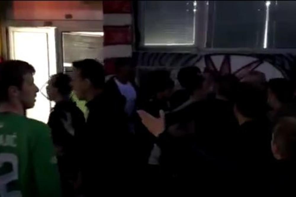 KANGA UDARIO LEONARDA! Tuča igrača Partizana i Zvezde ispred svlačionice! (VIDEO)