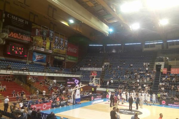 Šta traži košarkaš Barselone na utakmici Partizana? (FOTO)