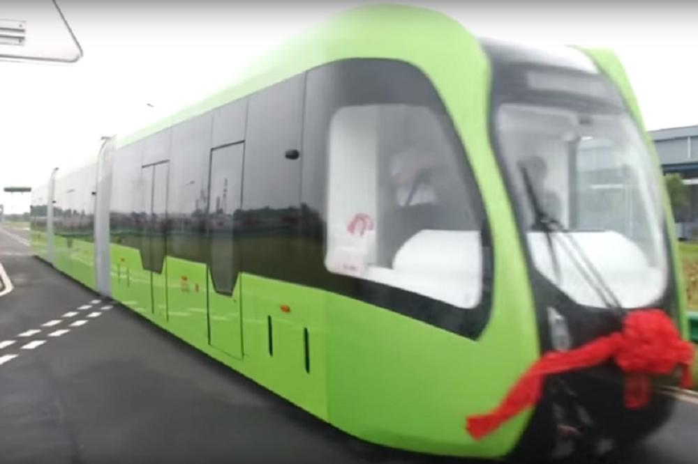 Virtuelna Kina: Stigao je voz bez vozača, a ne trebaju mu ni šine! (VIDEO)