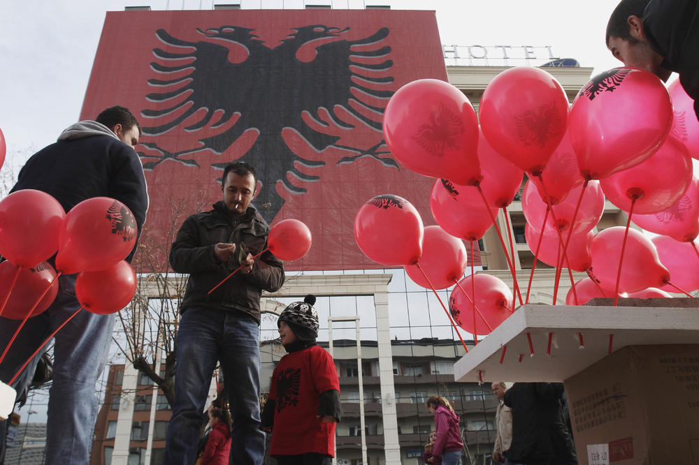 PRST U OKO: Ramin ministar pozvao da Kosovo 1. januara otvori granice!