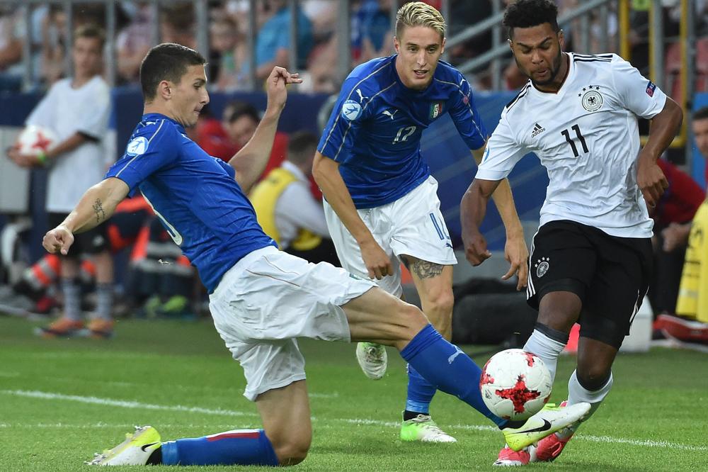 Ceo stadion im zviždao! Nemci i Italijani prošli u polufinale, pojavila se ozbiljna sumnja u regularnost meča! (VIDEO)