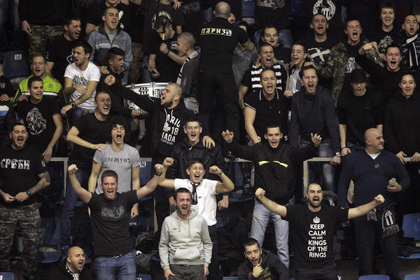 JUG JE NA NOGAMA! Muta Nikolić u Partizan dovodi centra iz NBA lige! (VIDEO)