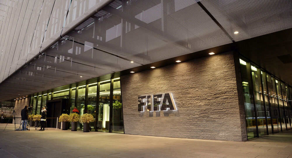Čelnici FIFA razmišljaju o osnivaju banke koja bi nadgledala tok novca u svetskom fudbalu  