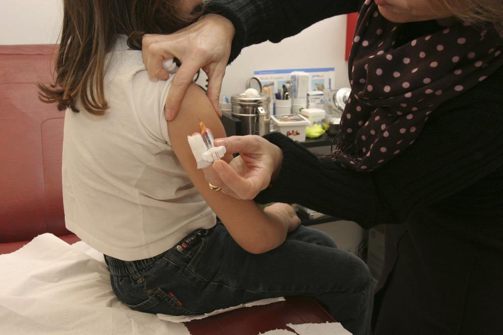 POBEDA RAZUMA U SRBIJI! Od danas moraćete da vakcinišete svoju decu!