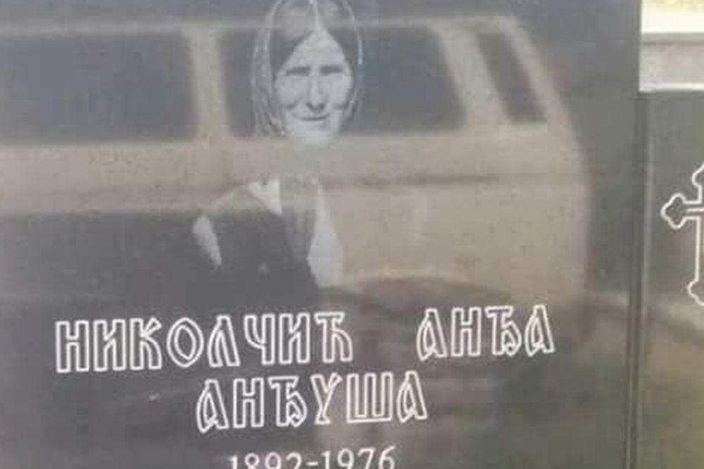 ANĐA ZAVODNICA! Anđuša Nikolčić ima najluđi nadgrobni spomenik koji broji sve njene brakove! (FOTO)