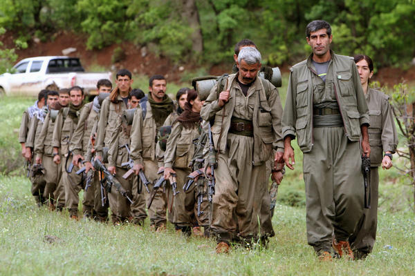 TURSKA UHAPSILA 110 LJUDI, A IZDALA HAPŠENJE ZA 216: Navodno su povezani sa "kurdskim militantima"