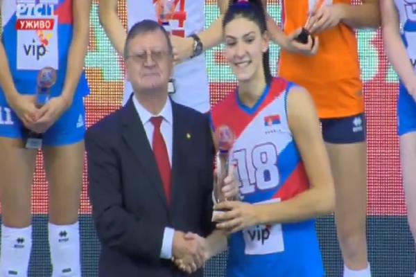 ZASLUŽENO! Naša princeza je MVP Evropskog prvenstva! BRAVO! Pola drim tima iz Srbije! (FOTO)
