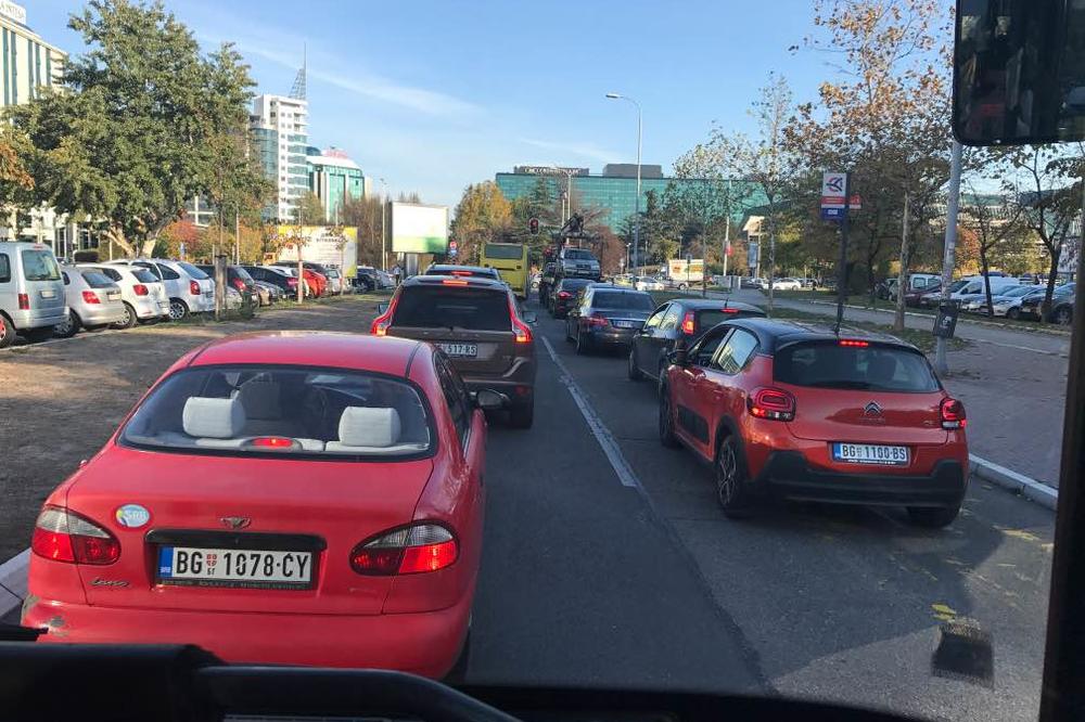 GRAD BLOKIRAN: Zeleni venac, Novi Beograd, Terazije -neprohodni, čak i za pešake! (FOTO)