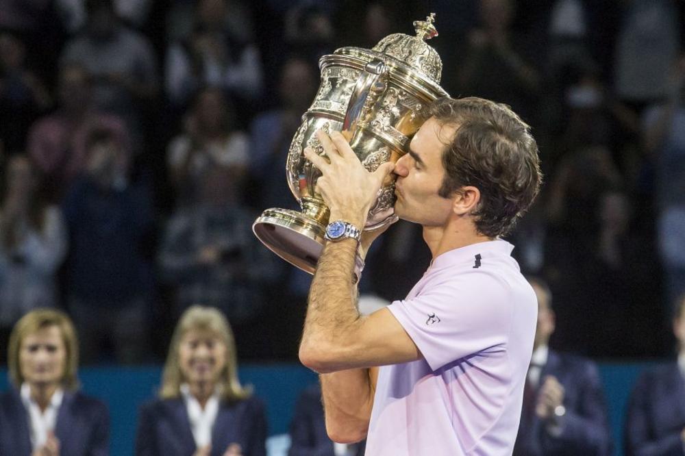 NE ŽIVI SE OD RADA, VEĆ OD ZARADE! Federer je prešišao Novaka po profitu od turnira, a onda i skinuo neprikosnovenog sportistu!