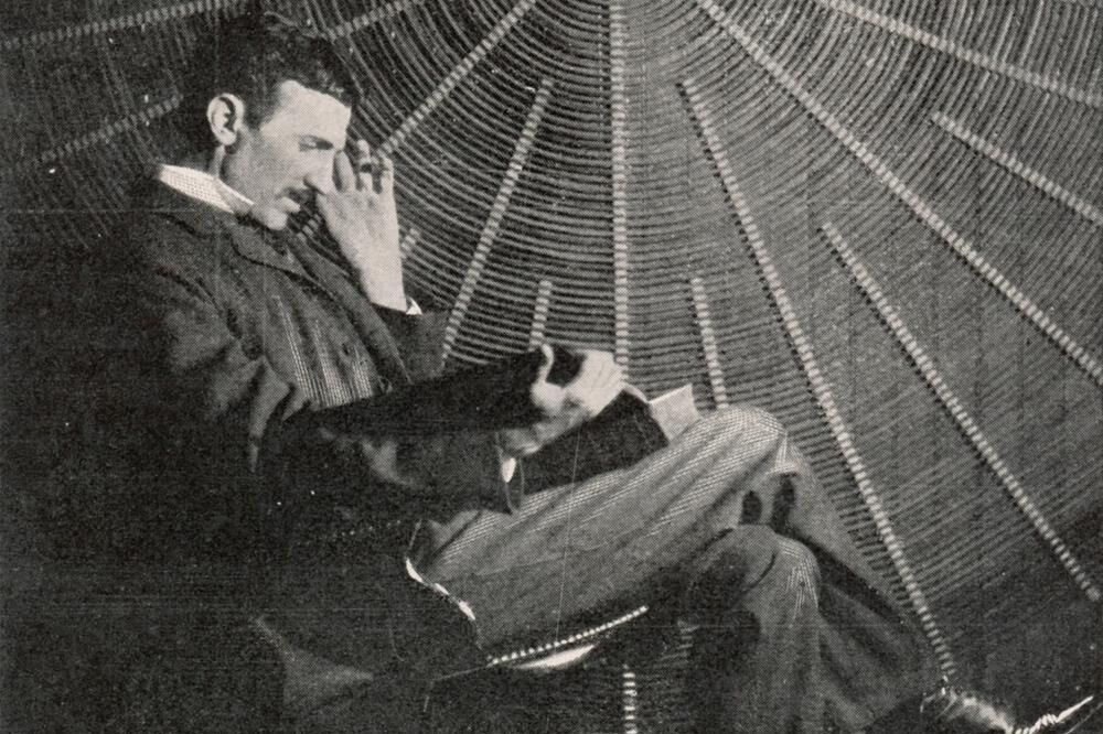 3 NAVIKE NAJVEĆEG GENIJA:  Kako je Nikola Tesla trenirao mozak?