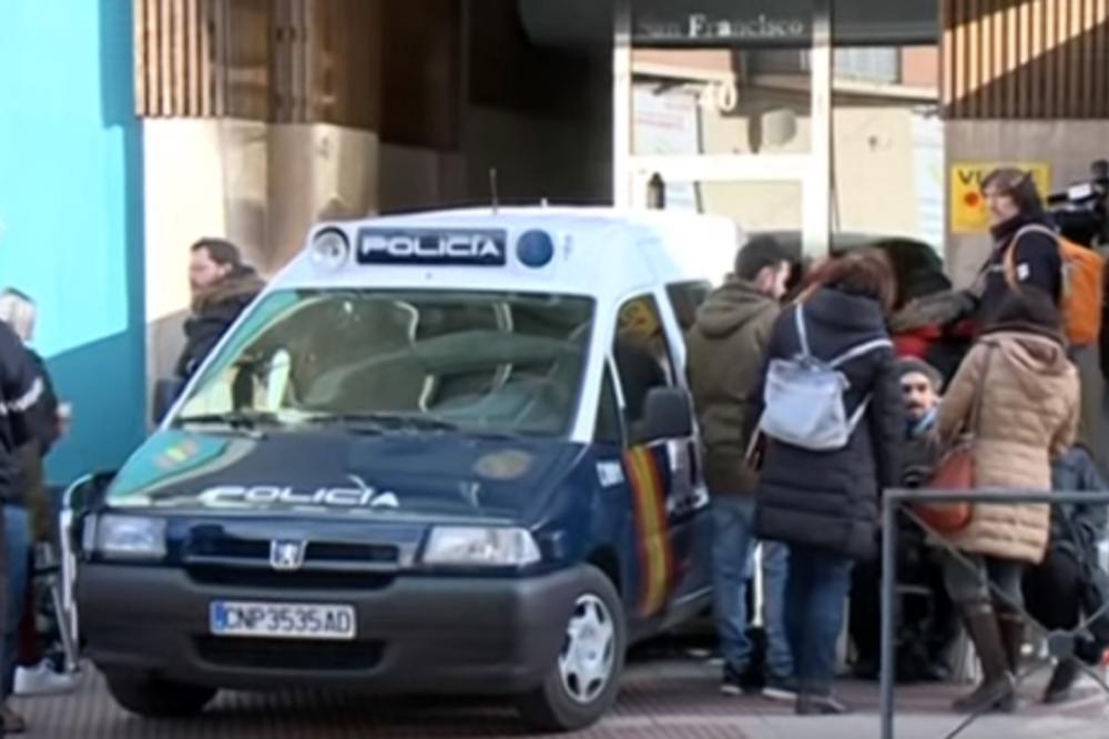 JEZIVO: Tri španska fudbalera uhapšena zbog silovanja devojčice! (VIDEO)