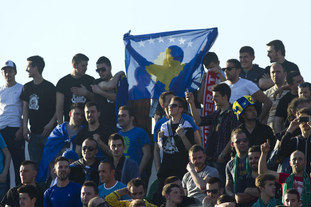 SKANDAL U RUSIJI: Zastava tzv. Kosova se vijorila na stadionu u Groznom - reagovalo ministarstvo i izvinilo se!