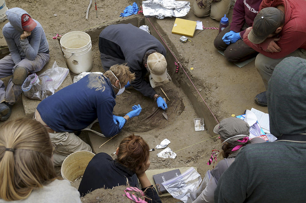 PRVI LJUDI SU U AMERIKU DOŠLI IZ SIBIRA? Skelet devojčice star 11.500 godina doneo nova neverovatna otkrića!