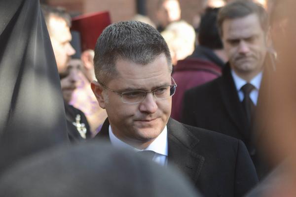 VUK JEREMIĆ: Vučić za 4. novembar planira izbore i referendum, sebe doživljava kao De Gola