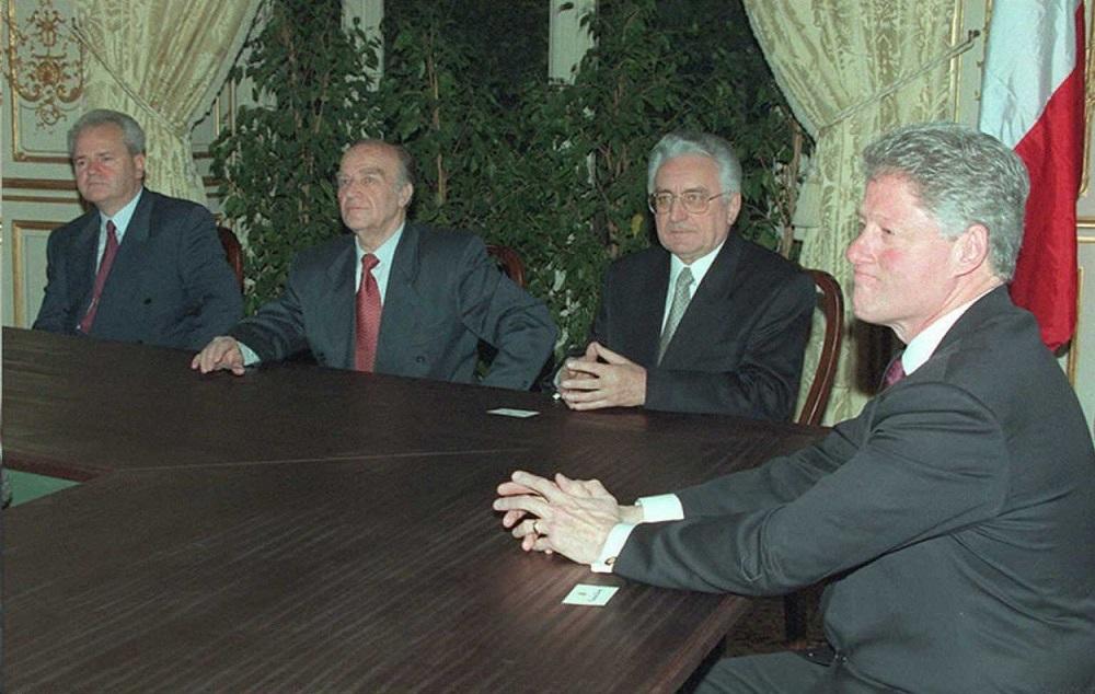 Potpisivanje Dejstonskog sporazuma Slobodan Milošević, Franjo Tuđman, Alija Izetbegović, Bil Klinton