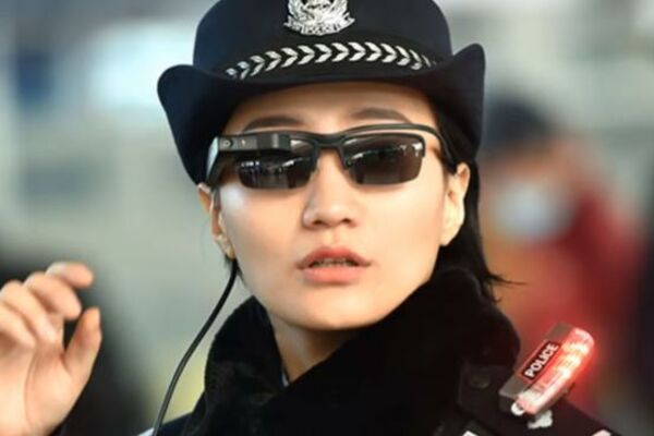 Kineski policajci od sada nose naočare koje prepoznaju lica!