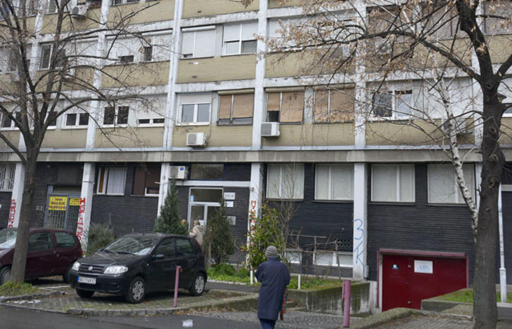 ulaz na Novom Beogradu gde je ubijena Vladanka Vučelić