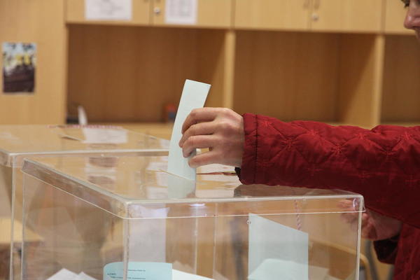 TRAJE NEIZVESNOST: Završen proces brojanja glasova na Kosovu i Metohiji