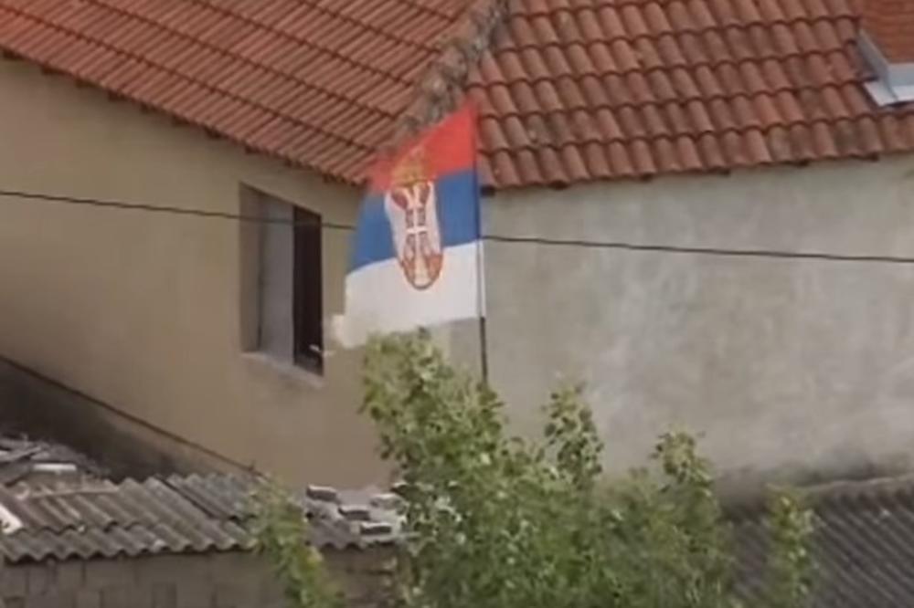 TROBOJKA OPET NA KOSOVU! Srpska zastava se vijori u Velikoj Hoči (FOTO)