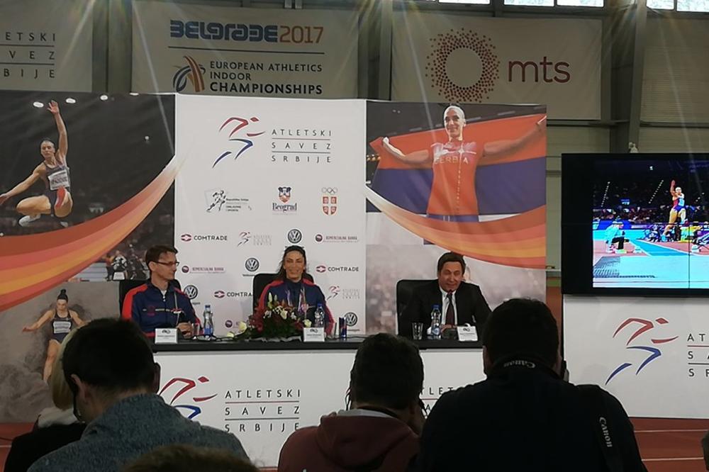 ŠAMPIONKA SVETA DOČEKANA U BEOGRADU! Ivana Španović: Ova medalja ima posebnu težinu! Da je došla ranije, ne bi bila ovoliko značajna! (FOTO) (VIDEO)