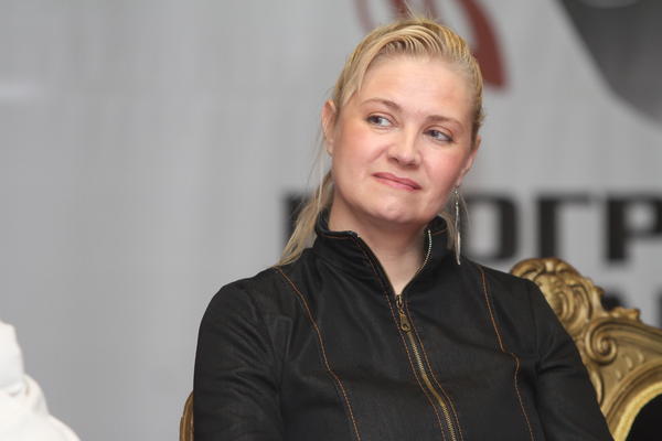 "OTKRILI SU MI OVU BOLEST BILA SAM PARALISANA": Ana Sofrenović se suočila sa STRAŠNOM stvari, BOL NE PRESTAJE