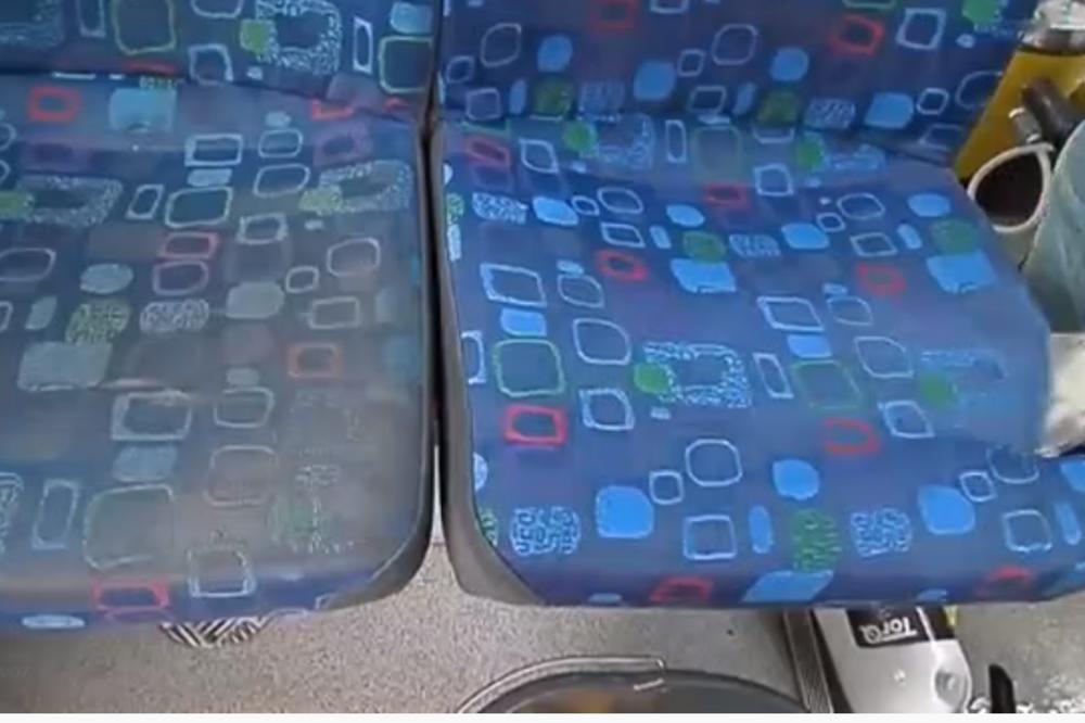 AU, OVO JE JEZIVO: Posle ovog snimka nikada više nećete sedeti u autobusu! (VIDEO)