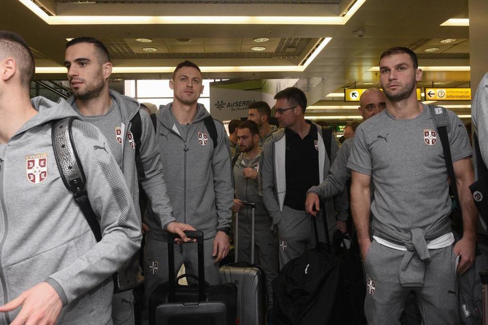 ORLOVI OTPUTOVALI U TORINO! Reprezentacija Srbije čeka Maroko, pa putuje u London! (FOTO)